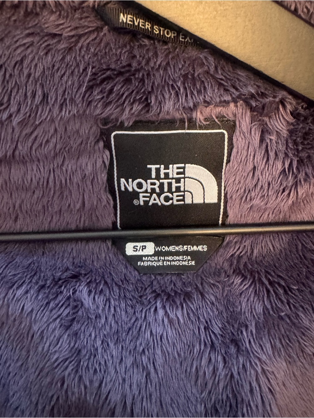 North face jacket - Picture 2 of 5
